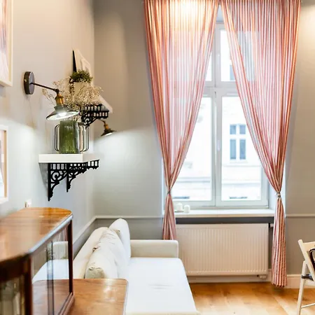 Kazimierz - Location, Entresol - By Rentujemy Krakow